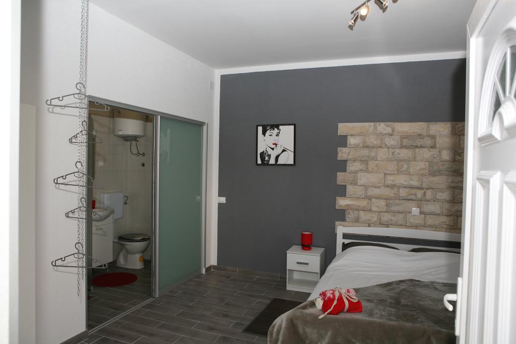 Apartments & Room Dijana Trogir Room photo